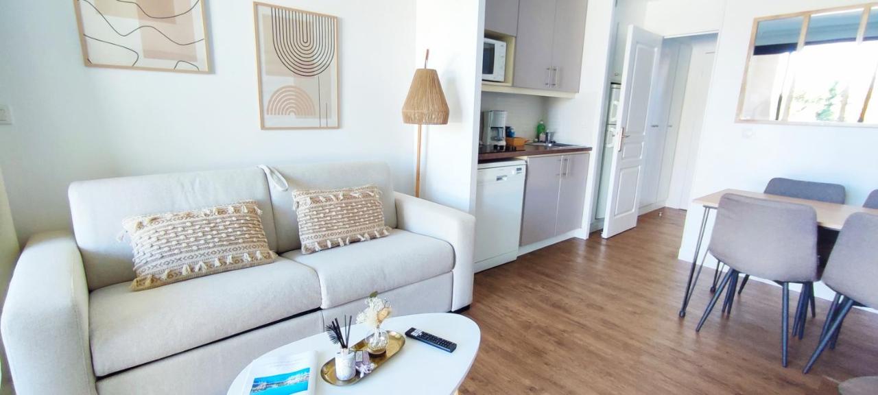 Chez Adriana Appartement Cosy Avec Jardin, Proche Plage غريمو المظهر الخارجي الصورة
